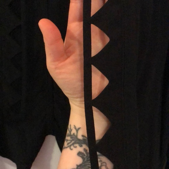 Open front cardigan with diamond cut outs. - Picture 2 of 5